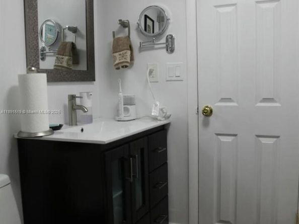 1980 S Ocean Dr 9M, Hallandale Beach FL 33009