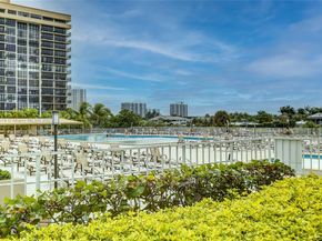 1980 S Ocean Dr 9M, Hallandale Beach FL 33009