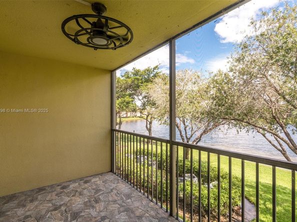 801 SW 141st Ave 210O, Pembroke Pines FL 33027