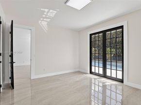 12360 SW 1st St, Plantation FL 33325