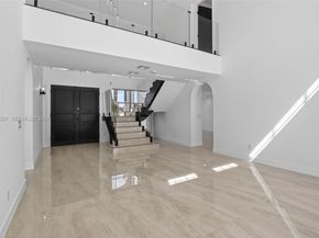 12360 SW 1st St, Plantation FL 33325