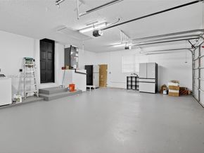 12360 SW 1st St, Plantation FL 33325