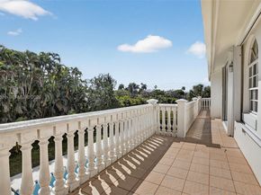 12360 SW 1st St, Plantation FL 33325