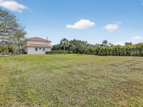 12360 SW 1st St, Plantation FL 33325