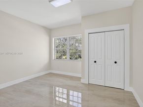 12360 SW 1st St, Plantation FL 33325