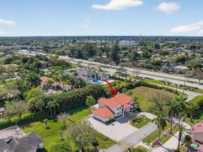 12360 SW 1st St, Plantation FL 33325