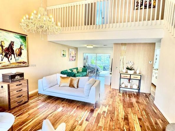 18249 SW 3rd St, Pembroke Pines FL 33029