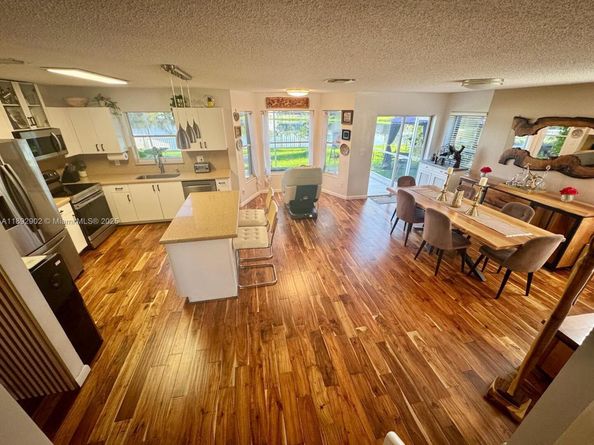 18249 SW 3rd St, Pembroke Pines FL 33029
