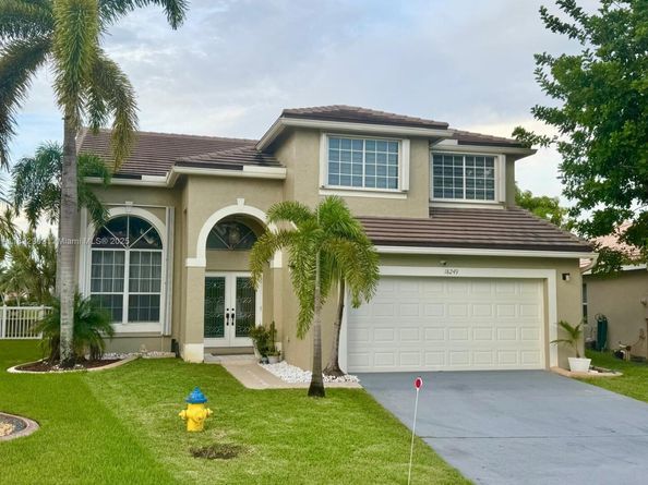 18249 SW 3rd St, Pembroke Pines FL 33029