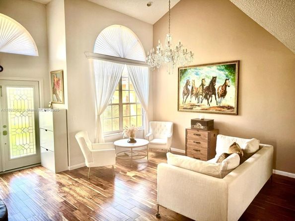 18249 SW 3rd St, Pembroke Pines FL 33029
