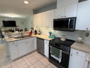 18164 SW 149th Pl, Miami FL 33187