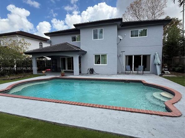 18164 SW 149th Pl, Miami FL 33187