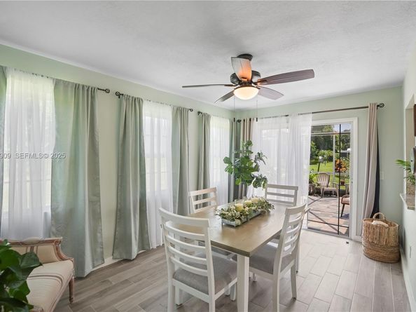 142 NW 10th Ct, Boynton Beach FL 33426