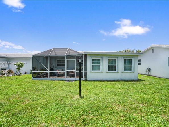 142 NW 10th Ct, Boynton Beach FL 33426