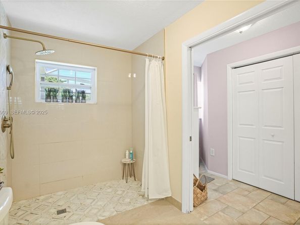 142 NW 10th Ct, Boynton Beach FL 33426