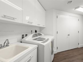 2711 S Ocean Dr 2305, Hollywood FL 33019