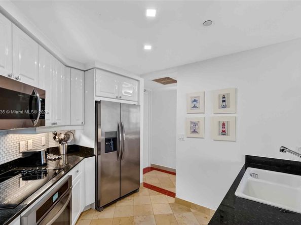 715 Crandon Blvd PH5, Key Biscayne FL 33149