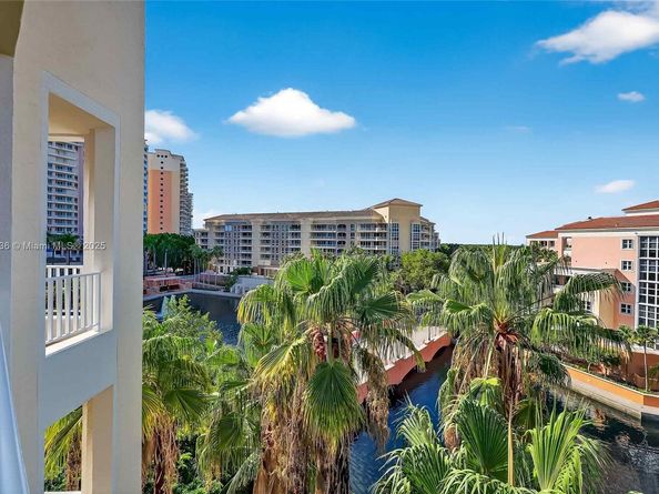 715 Crandon Blvd PH5, Key Biscayne FL 33149