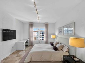 715 Crandon Blvd PH5, Key Biscayne FL 33149