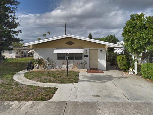 1931 Pierce St, Hollywood FL 33020