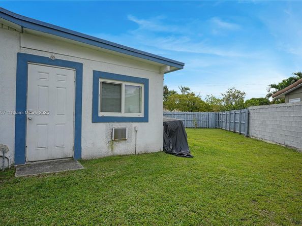 8430 SW 129th Ave, Miami FL 33183