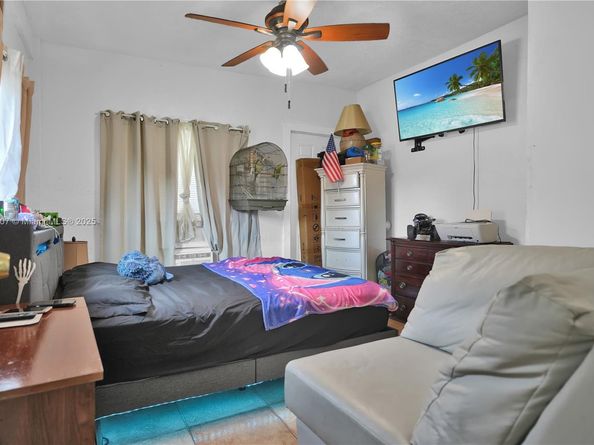 8430 SW 129th Ave, Miami FL 33183