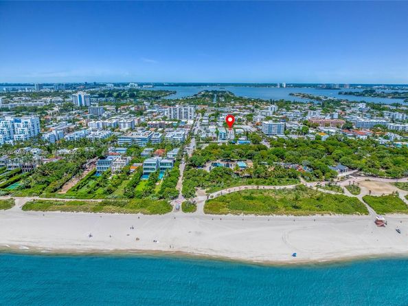 7928 Harding Ave 2, Miami Beach FL 33141