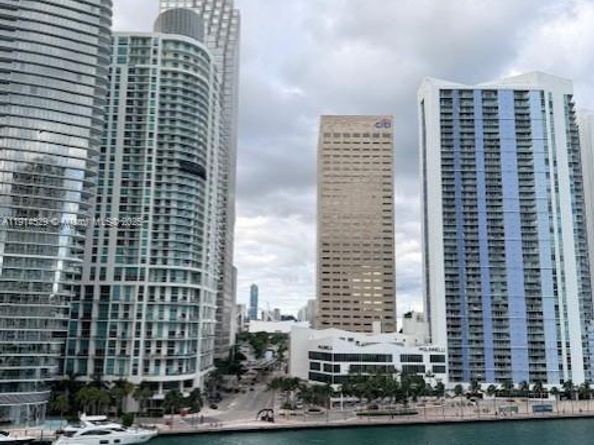 901 Brickell Key Blvd 906, Miami FL 33131