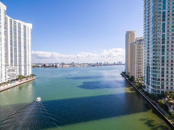 901 Brickell Key Blvd 906, Miami FL 33131