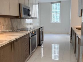 901 Brickell Key Blvd 906, Miami FL 33131