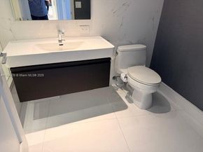 901 Brickell Key Blvd 906, Miami FL 33131