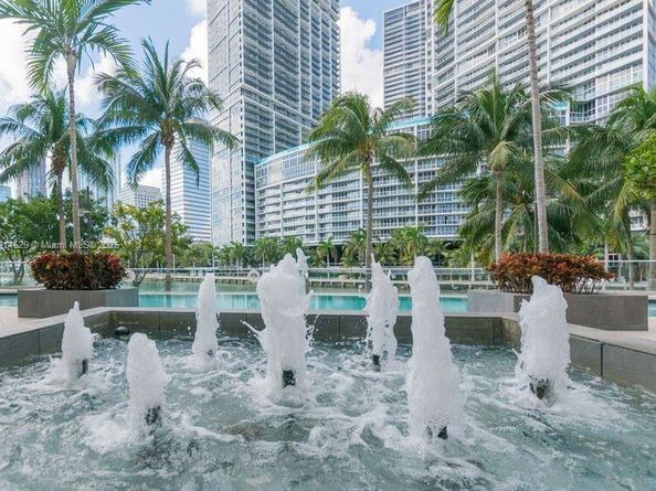 901 Brickell Key Blvd 906, Miami FL 33131