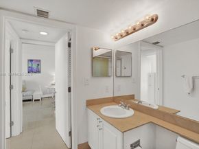 90 Alton Rd 2907, Miami Beach FL 33139