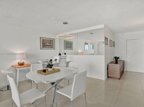 90 Alton Rd 2907, Miami Beach FL 33139