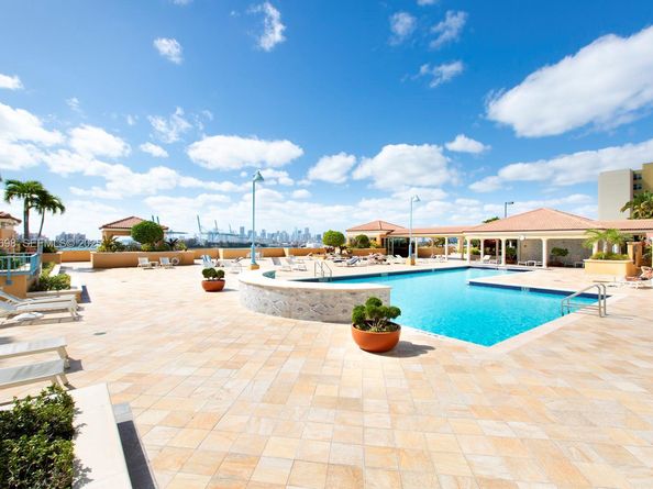 90 Alton Rd 2907, Miami Beach FL 33139