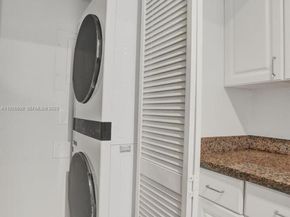 90 Alton Rd 2907, Miami Beach FL 33139