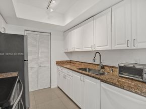 90 Alton Rd 2907, Miami Beach FL 33139