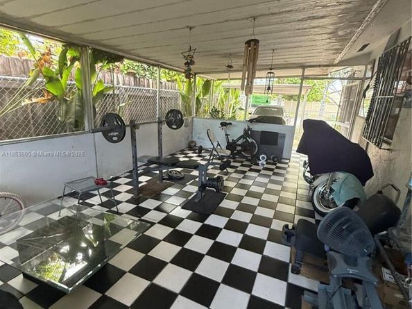 11472 SW 4th St, Sweetwater FL 33174