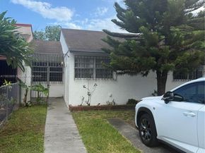 11472 SW 4th St, Sweetwater FL 33174