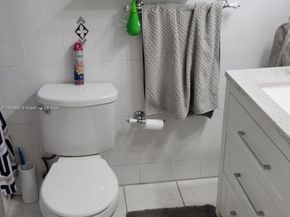 11472 SW 4th St, Sweetwater FL 33174