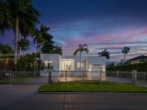 1090 NE 84th St, Miami FL 33138
