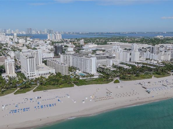 100 Lincoln Rd 323, Miami Beach FL 33139