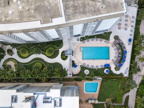 100 Lincoln Rd 323, Miami Beach FL 33139