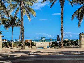100 Lincoln Rd 323, Miami Beach FL 33139