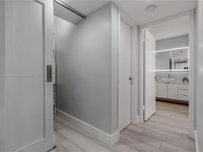 100 Lincoln Rd 323, Miami Beach FL 33139