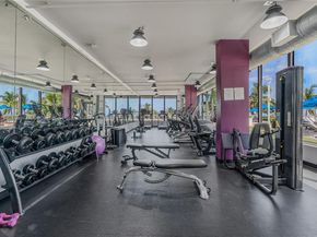 100 Lincoln Rd 323, Miami Beach FL 33139