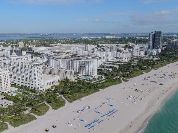 100 Lincoln Rd 323, Miami Beach FL 33139