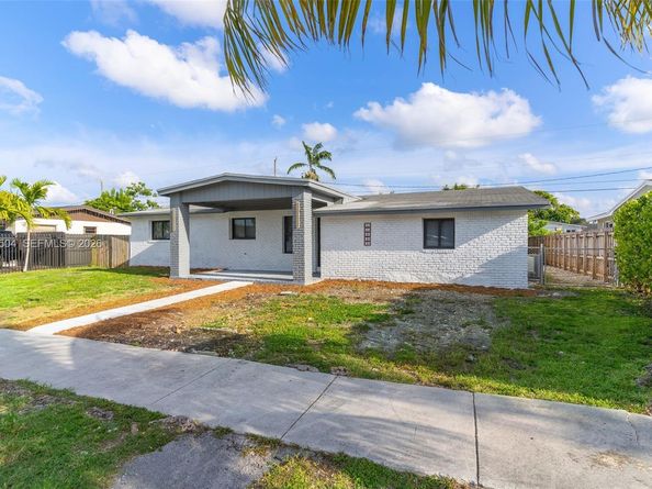 11850 SW 206th Ter, Miami FL 33177