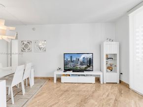 901 Brickell Key Blvd 1409, Miami FL 33131