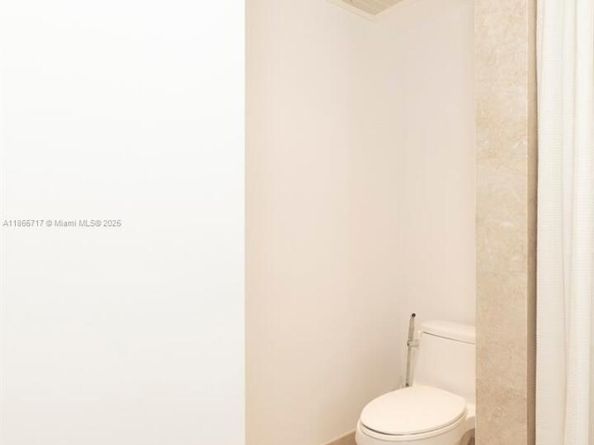 901 Brickell Key Blvd 1409, Miami FL 33131